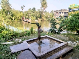 Drinking water tube well public 