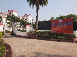 Hotel Girish and resort