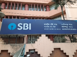 State Bank of India mominpur branch